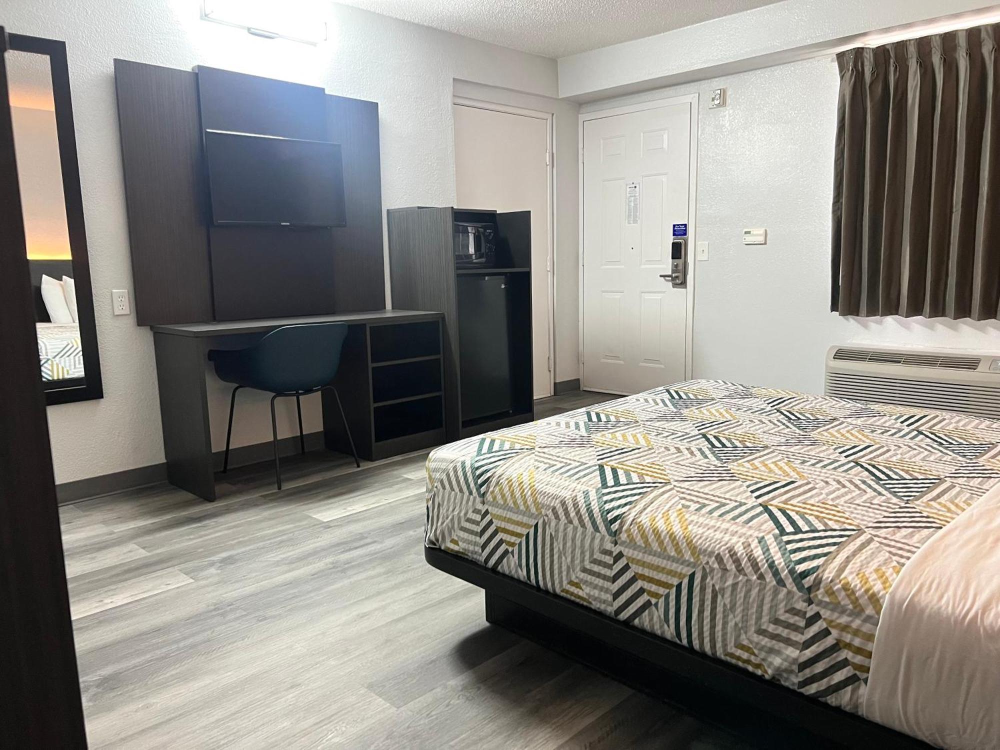 Motel 6-Middleburg Heights, Oh - Cleveland Zewnętrze zdjęcie