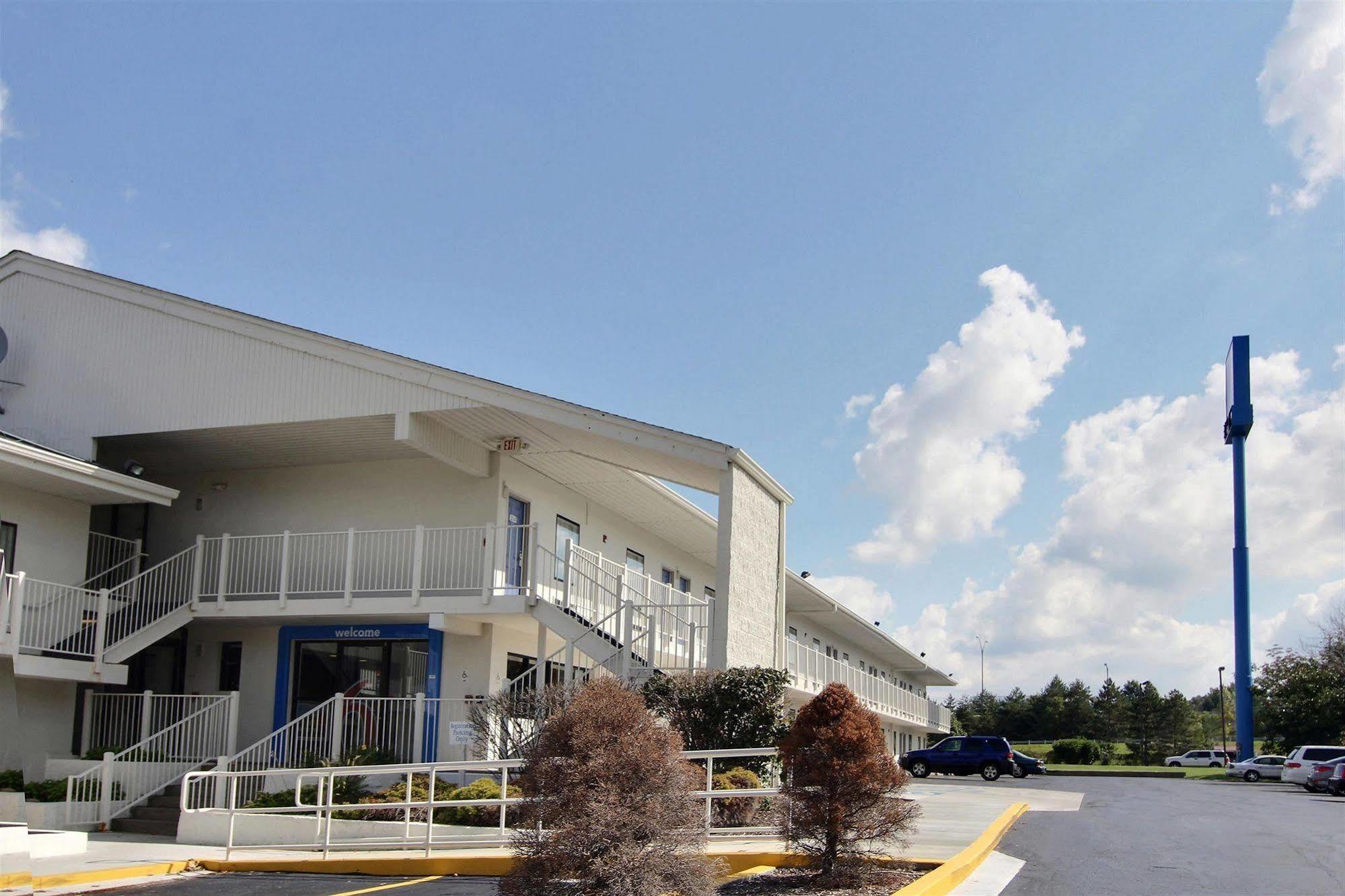 Motel 6-Middleburg Heights, Oh - Cleveland Zewnętrze zdjęcie