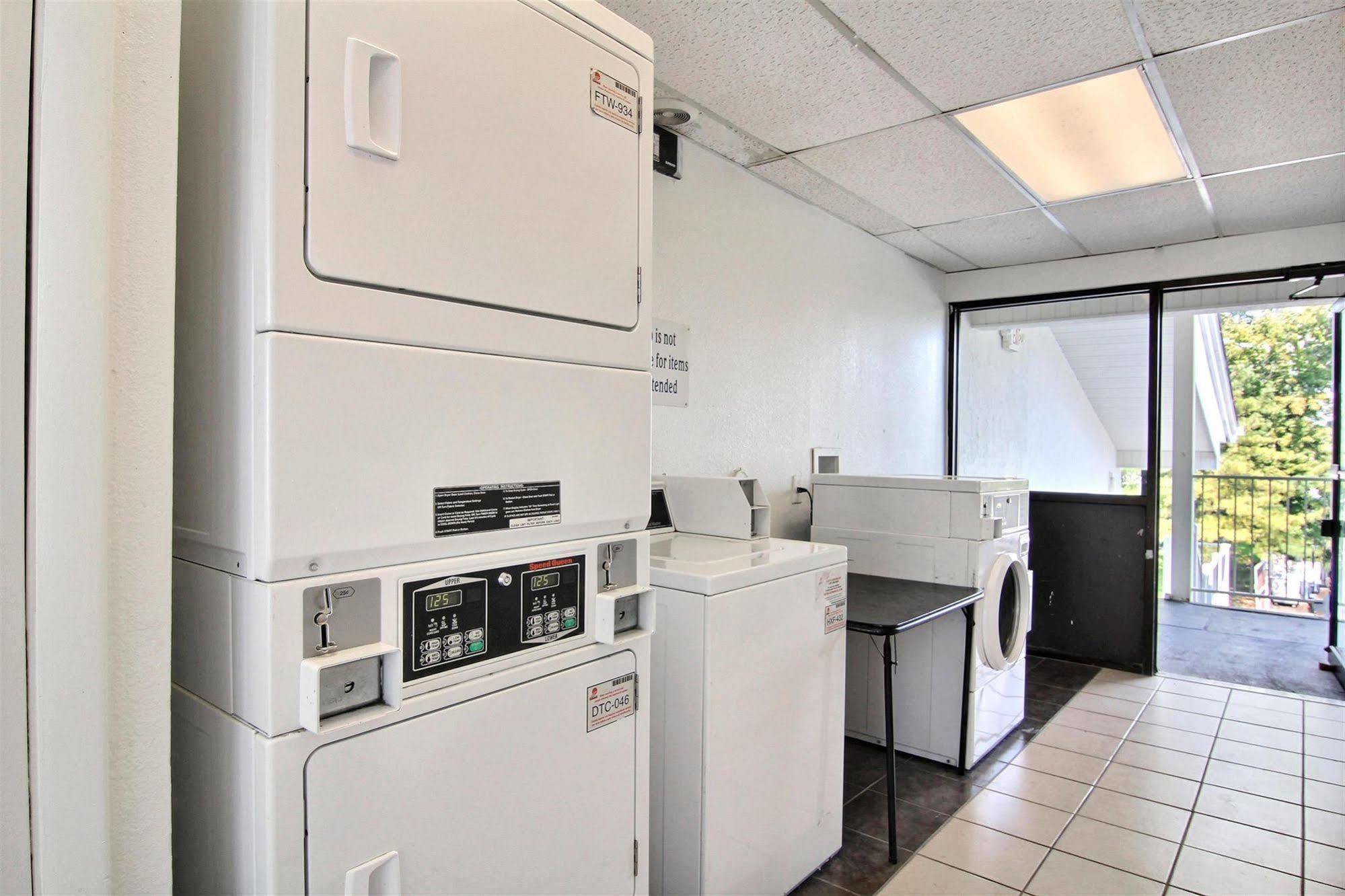 Motel 6-Middleburg Heights, Oh - Cleveland Zewnętrze zdjęcie